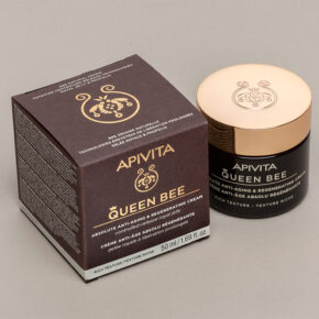 Apivita-Queen-Bee-design-by-DKD-Studio-03
