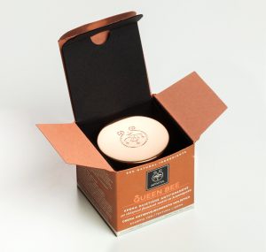 An image of Apivita anti-wrinkle packaging design for Queen Bee, by DKD.